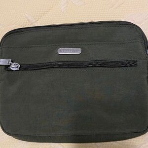 Baggallini Dark Olive Green Bag, clean inside and outside